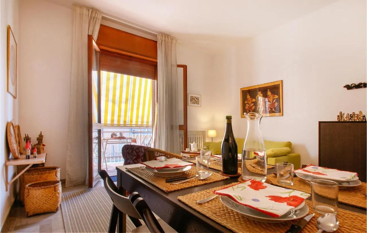 Lovely Apartment In Rimini With Kitchen 0*,